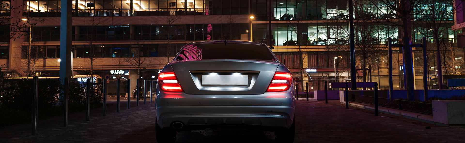 Đ&egrave;n b&aacute;o l&ugrave;i