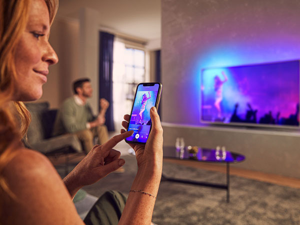 Truyền ph&aacute;t nhạc l&ecirc;n TV